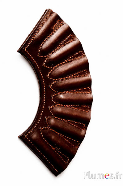 Waaiersupport van genaaid leer - 10 insteekplaatsen - chocolade